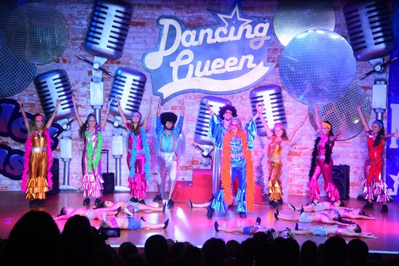 Dancing Queen un hommage a Abba by Kazadoo